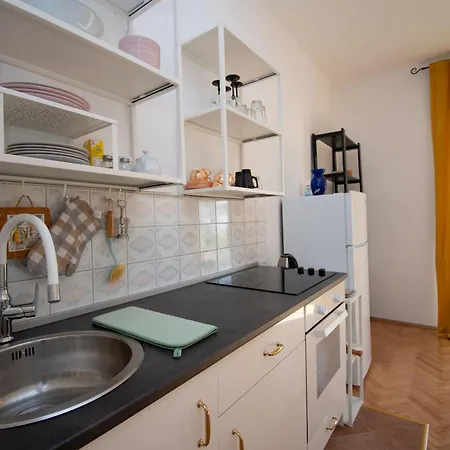 Apartment Nina *