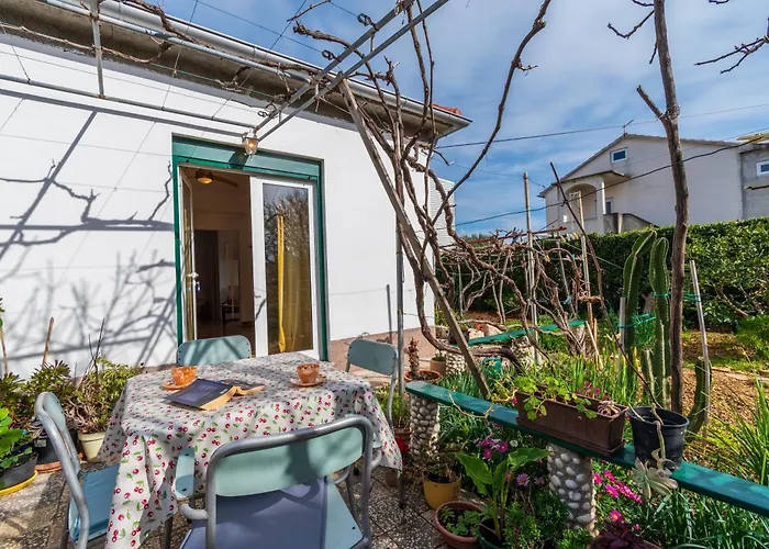 Nina Apartment Barbat na Rabu